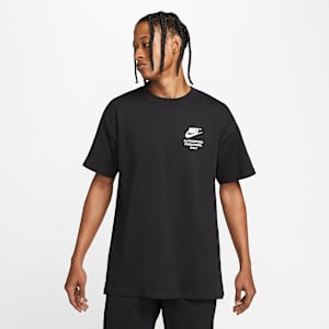 Nike Sportswear Men's T-Shirt. Nike ZA